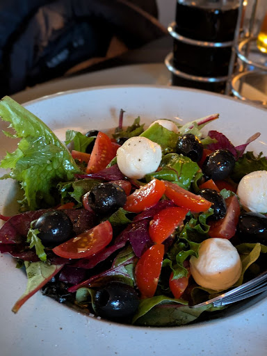 Photo of Tradizioni - 18, 18-19 The Broadway, Cambridge CB1 3AH